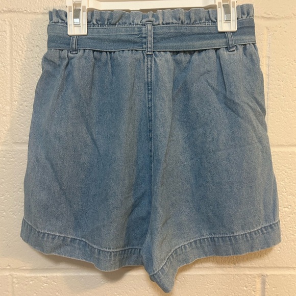 America Eagle high waisted paper bag tie front shorts - Picture 2 of 3